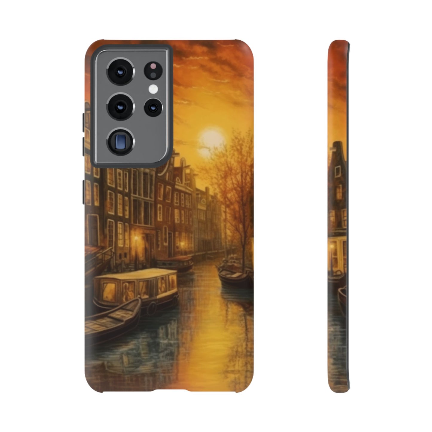 Cozy Canal Houses