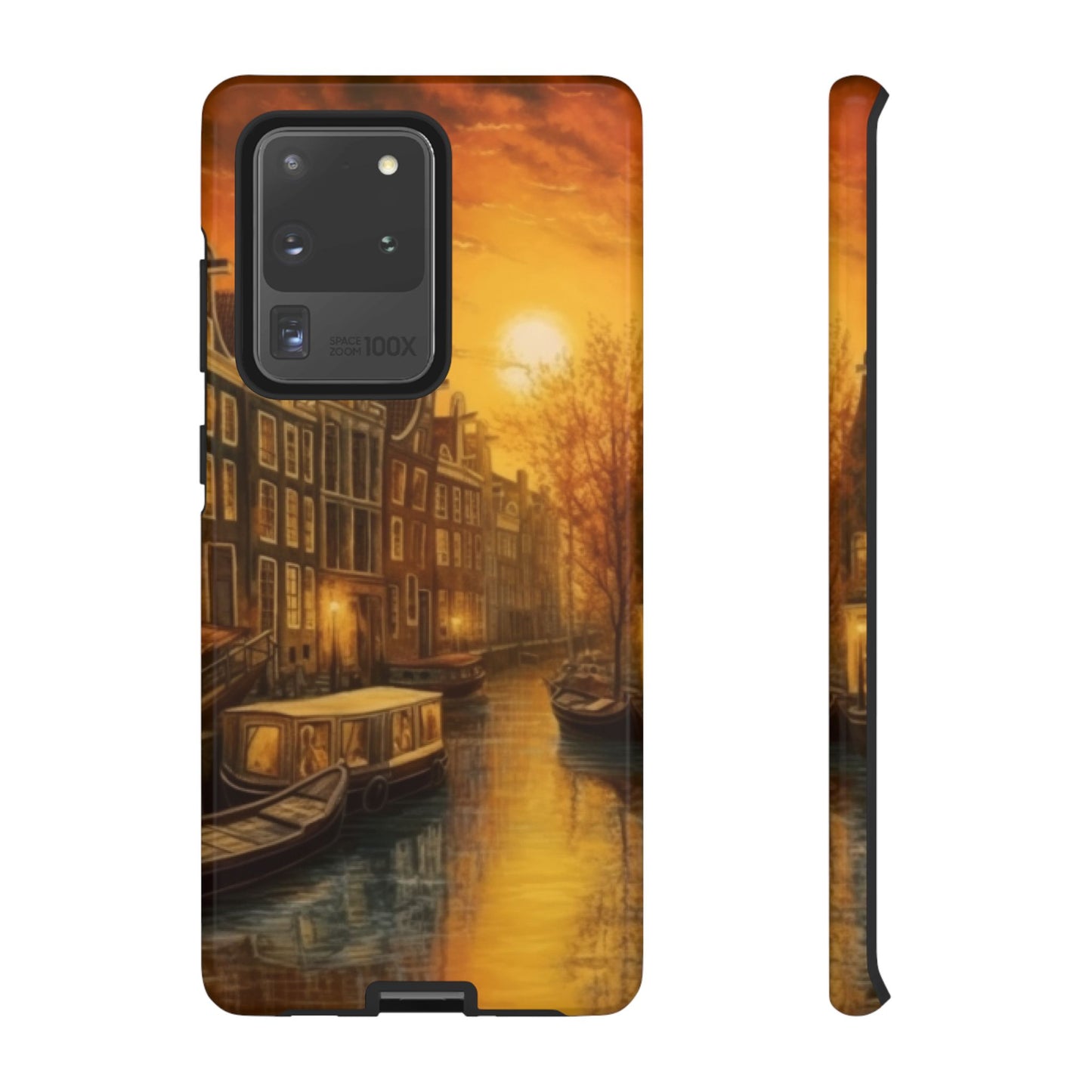 Cozy Canal Houses